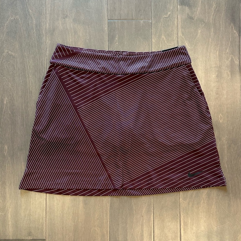 Nike Maroon Golf/Tennis Skirt